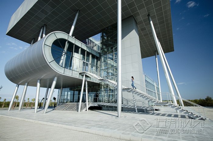 ���������ڱ���˹�����С������dԔ��